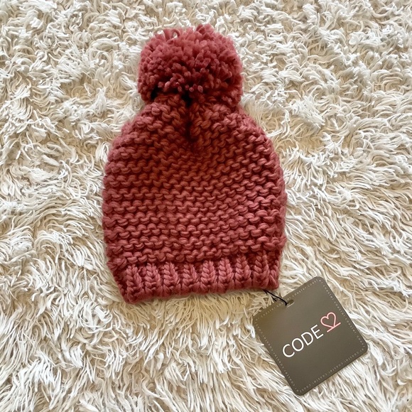 Mauve knit Pom Pom beanie - Picture 2 of 2